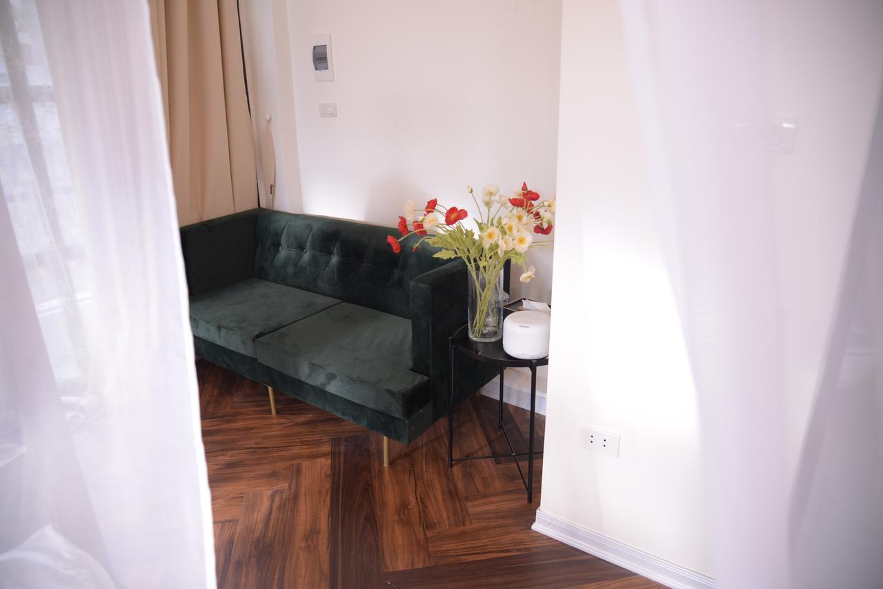 Chloe & Leo Boutique Homestay ฮานอย ภายนอก รูปภาพ