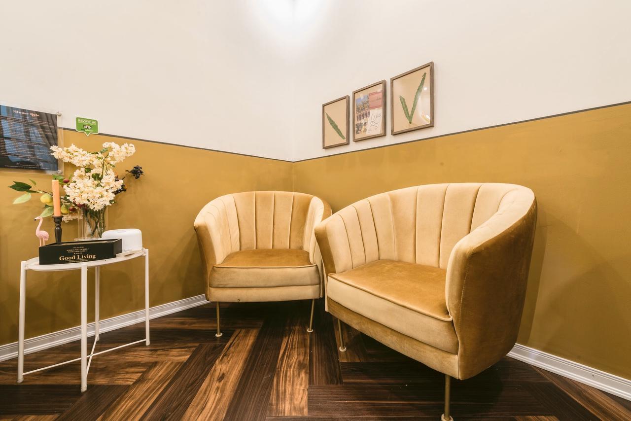 Chloe & Leo Boutique Homestay ฮานอย ภายนอก รูปภาพ