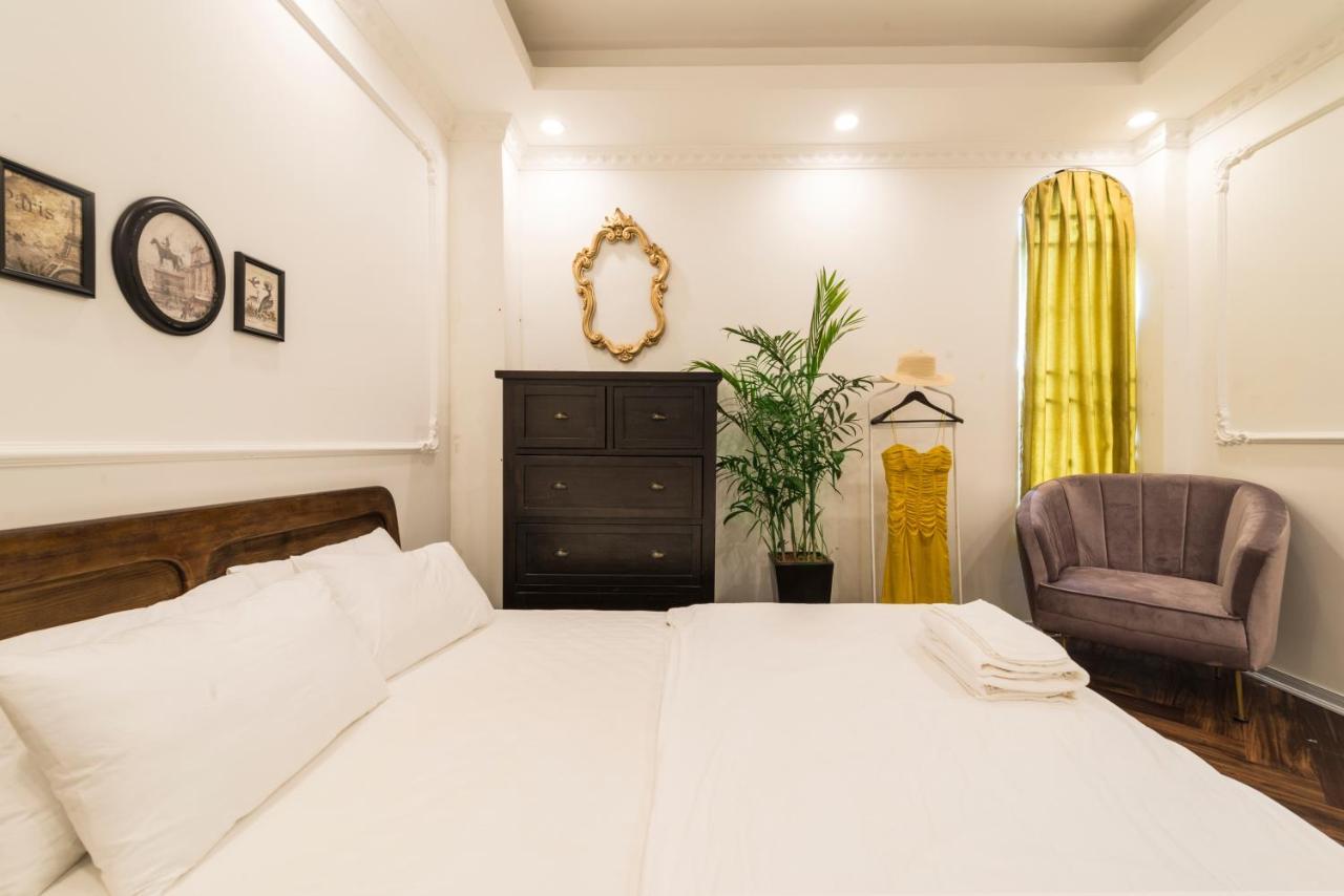 Chloe & Leo Boutique Homestay ฮานอย ภายนอก รูปภาพ