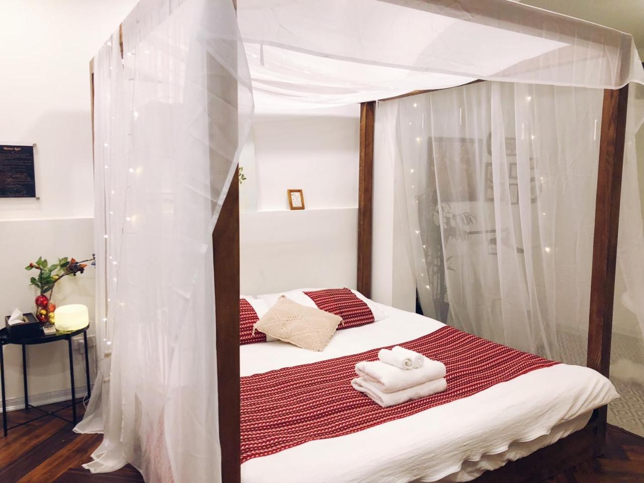 Chloe & Leo Boutique Homestay ฮานอย ภายนอก รูปภาพ