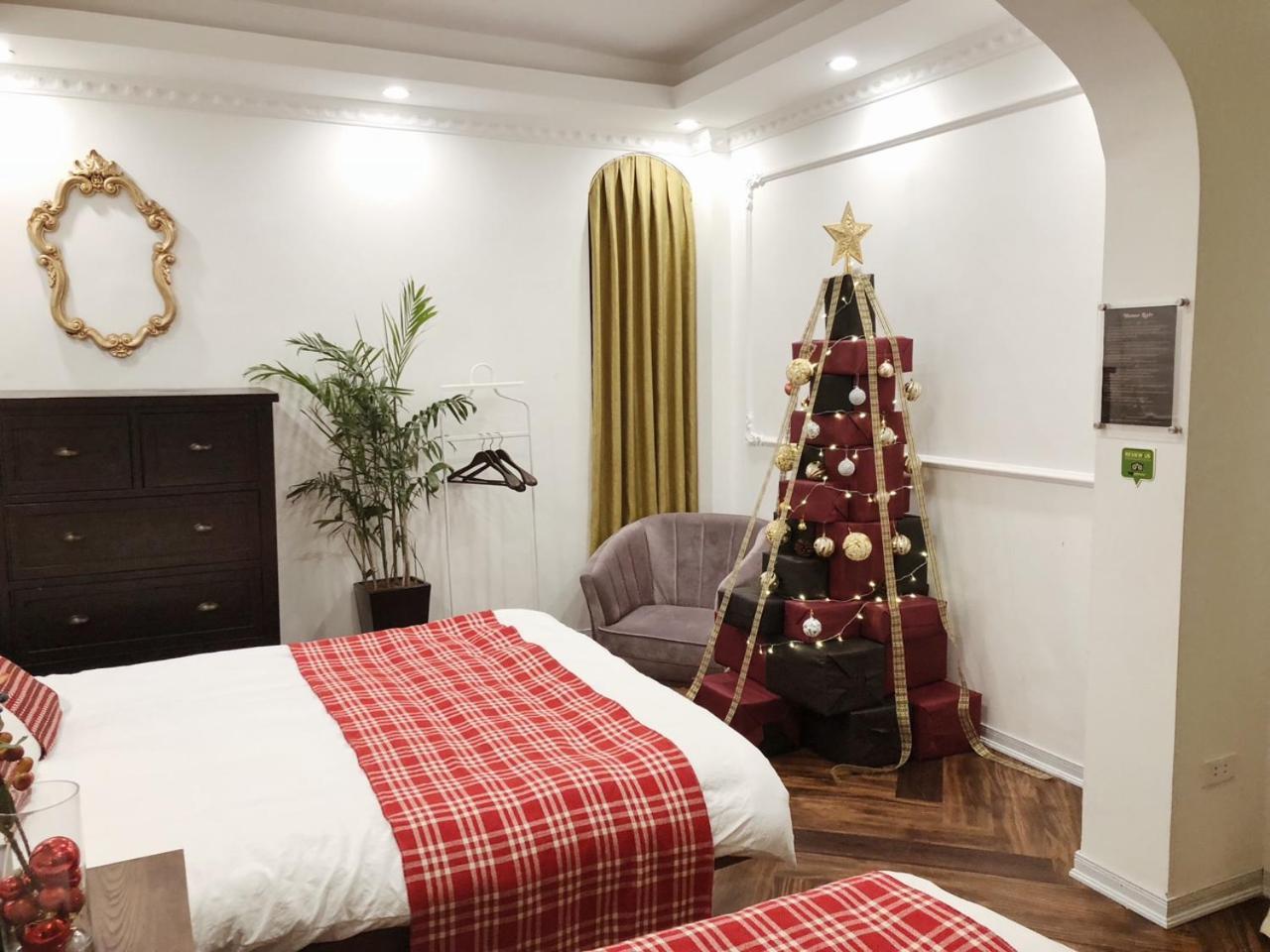 Chloe & Leo Boutique Homestay ฮานอย ภายนอก รูปภาพ