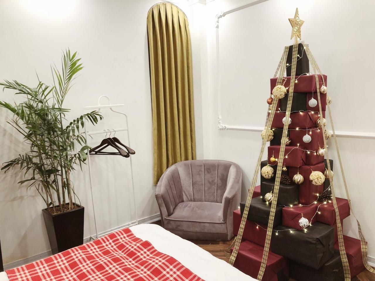 Chloe & Leo Boutique Homestay ฮานอย ภายนอก รูปภาพ