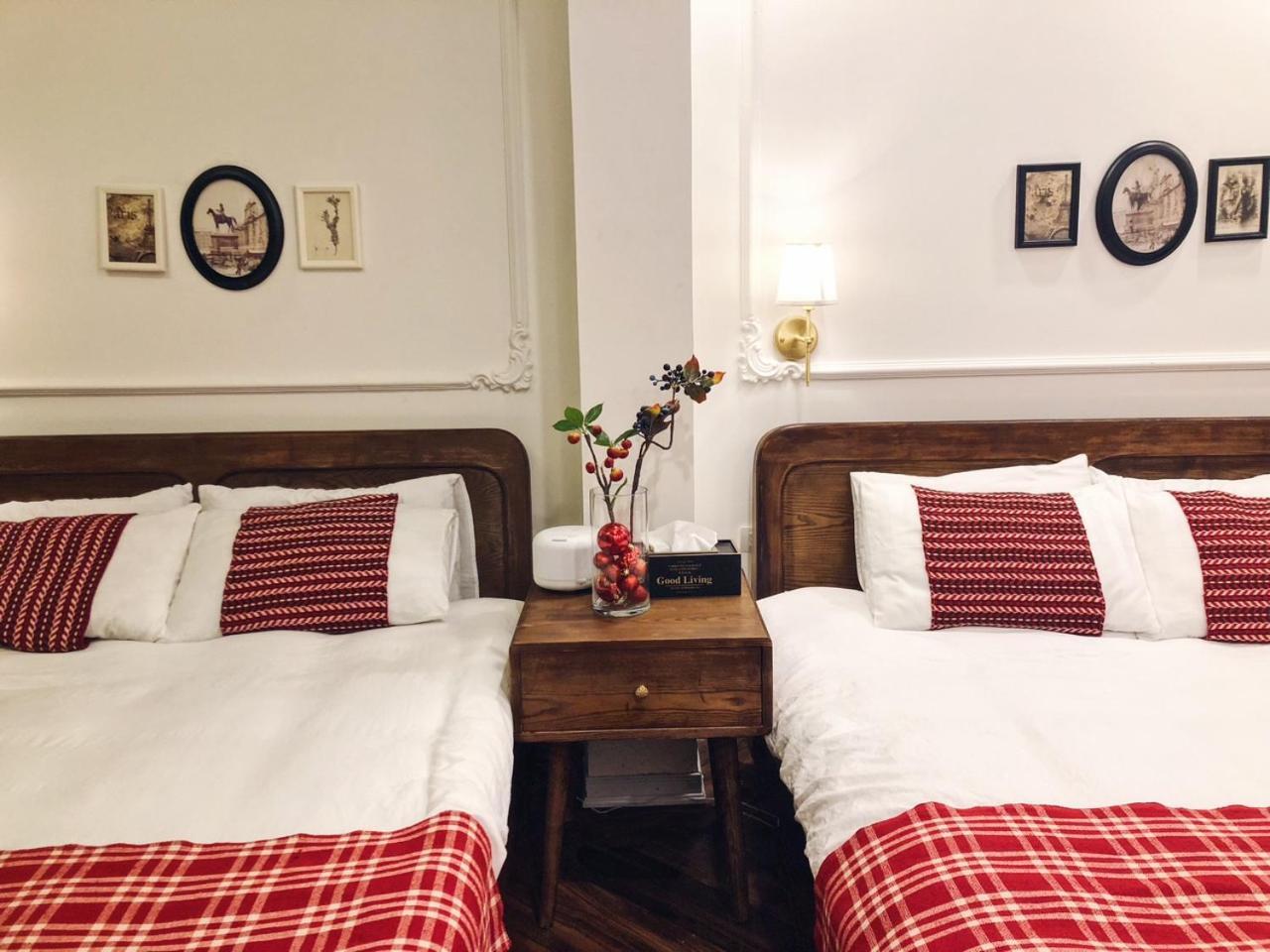 Chloe & Leo Boutique Homestay ฮานอย ภายนอก รูปภาพ
