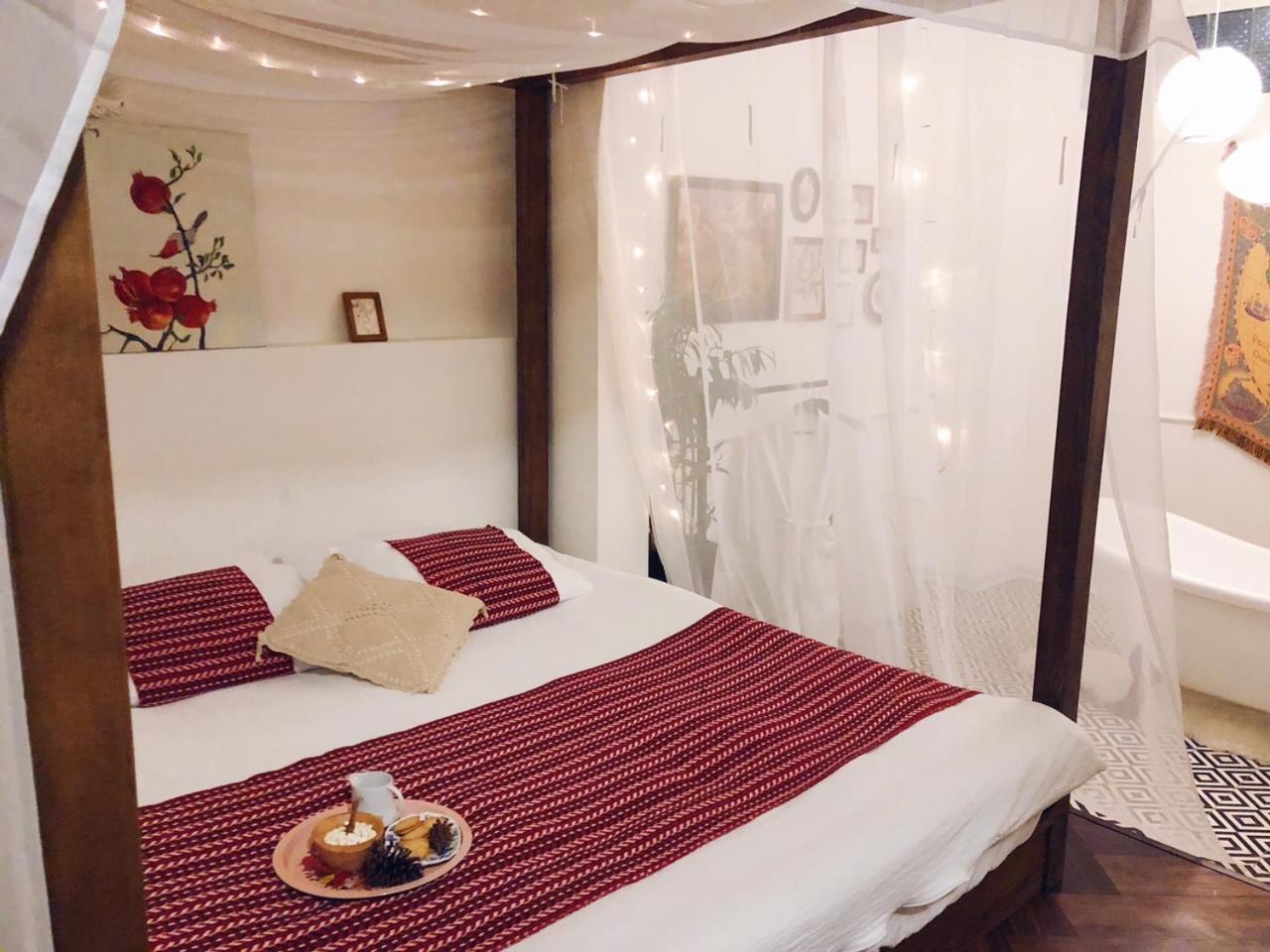 Chloe & Leo Boutique Homestay ฮานอย ภายนอก รูปภาพ